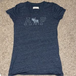 Women’s Abercrombie and Fitch size small cotton tee-EXC condition
